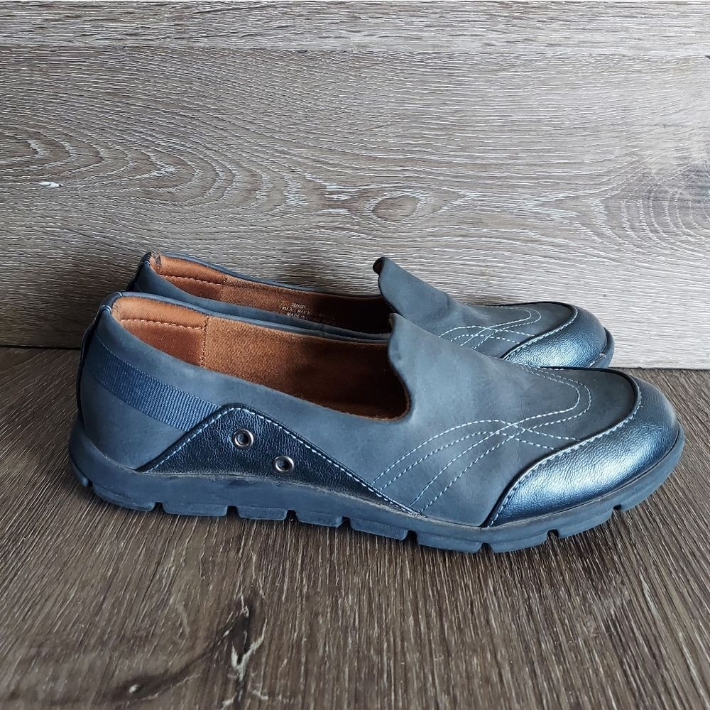 Eurosoft by Sofft navy loafer vegan leather size 8